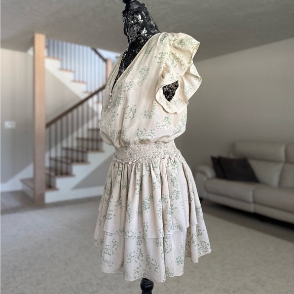 Floral Cream Dress - Cara Loren - Picture 6 of 10